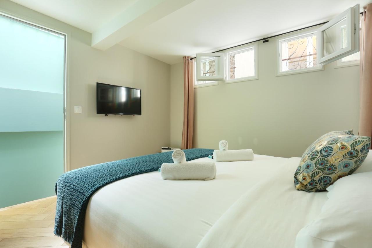 Apartment Center Of Paris By Studio Prestige Экстерьер фото