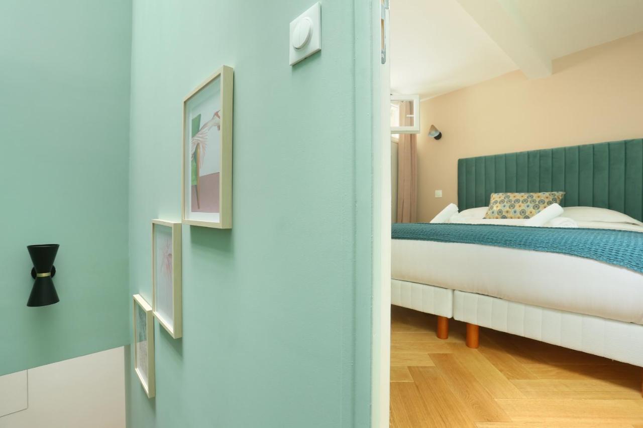 Apartment Center Of Paris By Studio Prestige Экстерьер фото