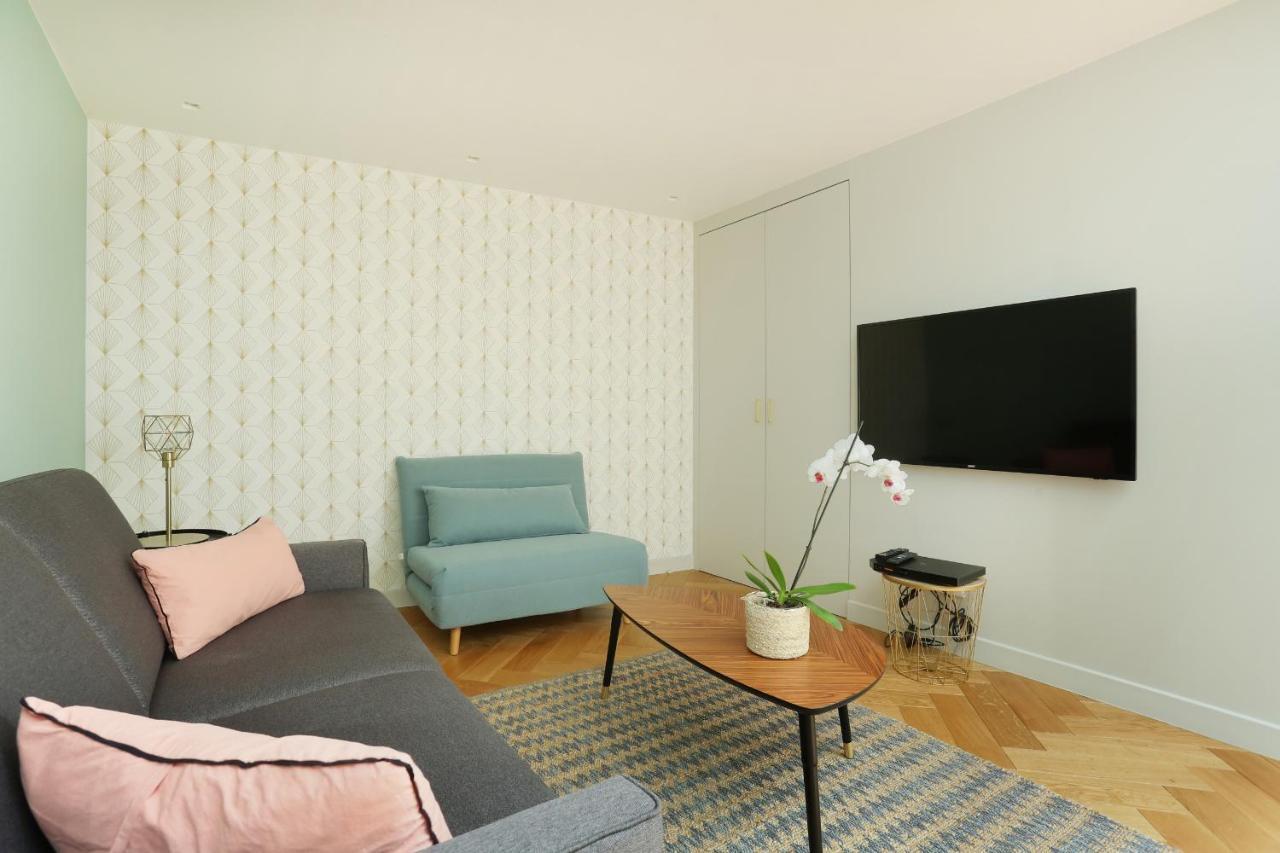 Apartment Center Of Paris By Studio Prestige Экстерьер фото